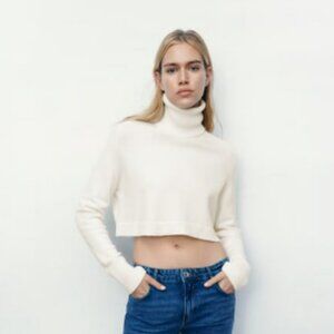 Zara HIGH COLLAR KNIT SWEATER